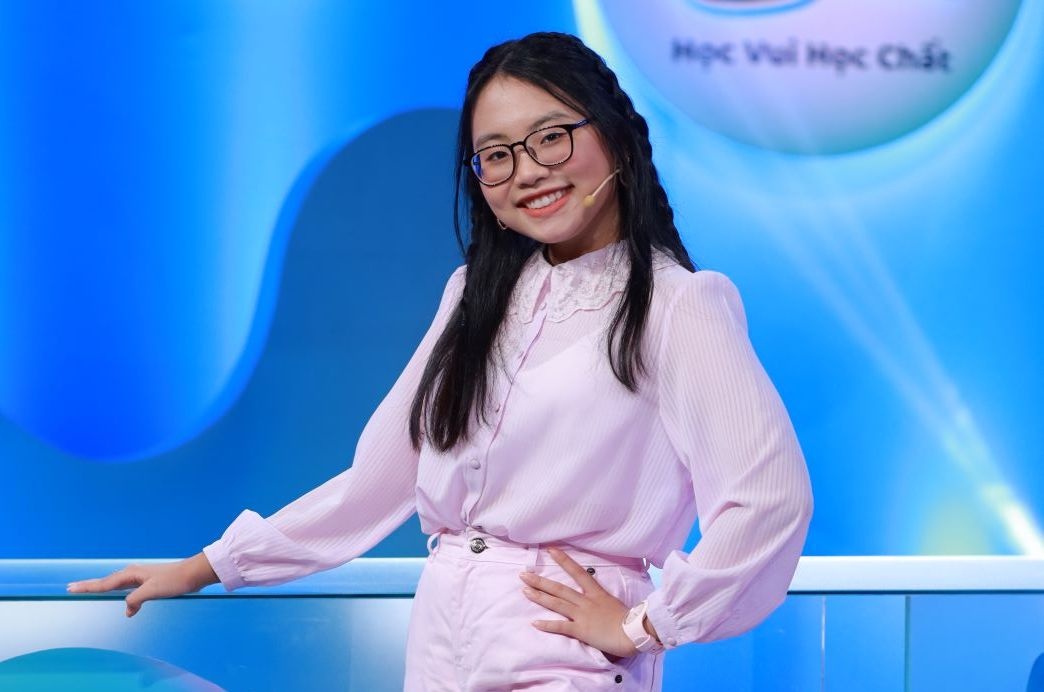 Phuong My Chi chia se ap luc khi noi tieng qua som hinh anh