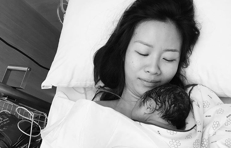 Rapper Suboi sinh con gai hinh anh