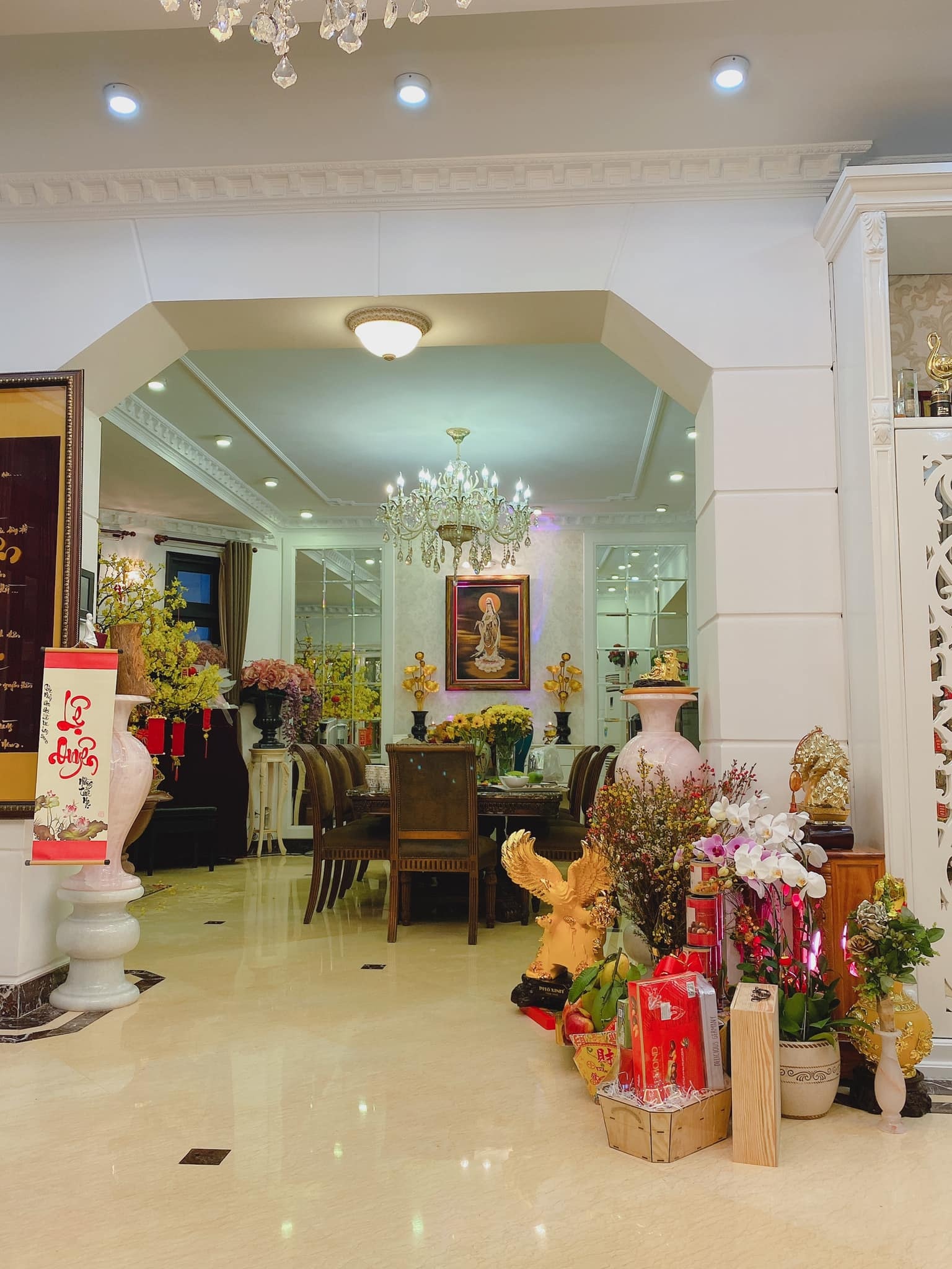 lệ quyên đón tết ảnh 2 le quyen don tet anh 2