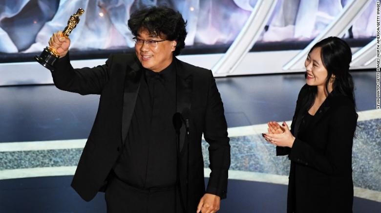 Dao dien 'Parasite' tiet lo ve nu dich gia Sharon Choi hinh anh