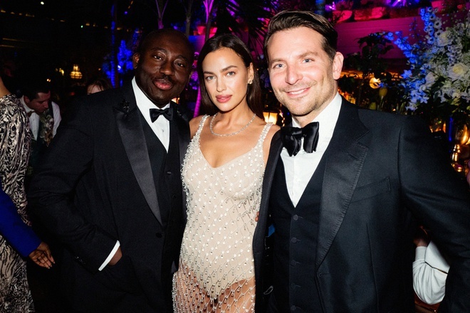 Irina Shayk don Valentine ben con gai hinh anh