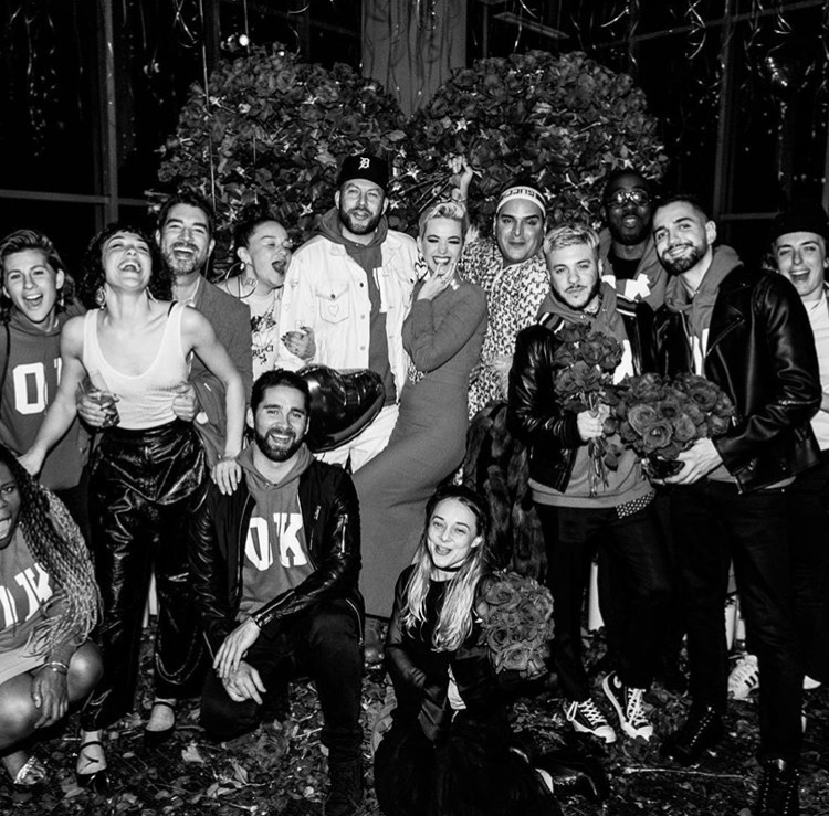 katy perry được bạn trai cầu hôn ảnh 4 katy perry duoc ban trai cau hon anh 4