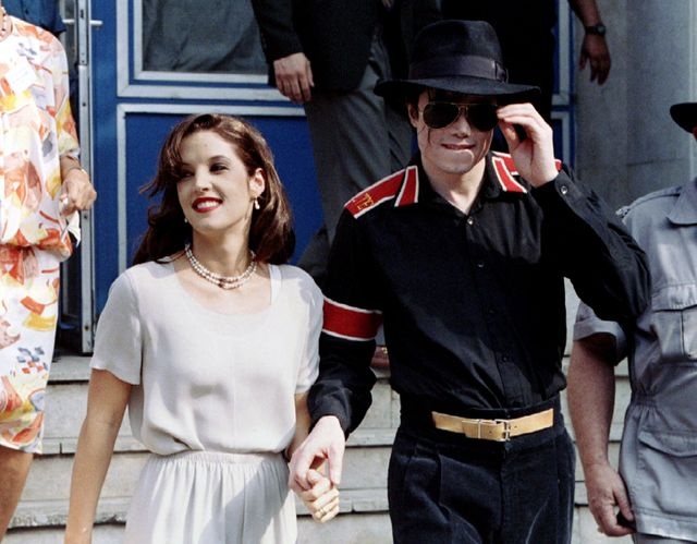 Vo cu tiet lo da cuu Michael Jackson khoi cao buoc quay roi tre em hinh anh