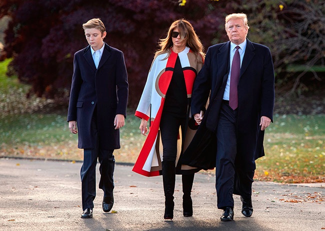 bi mat cua barron trump anh 2