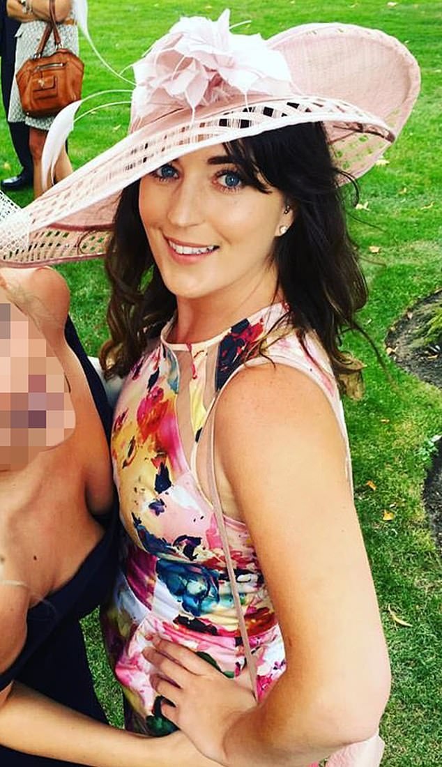 nha san xuat qua doi anh 2