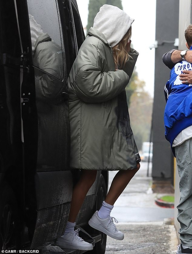 justin bieber đến phòng khám ảnh 2 justin bieber den phong kham anh 2