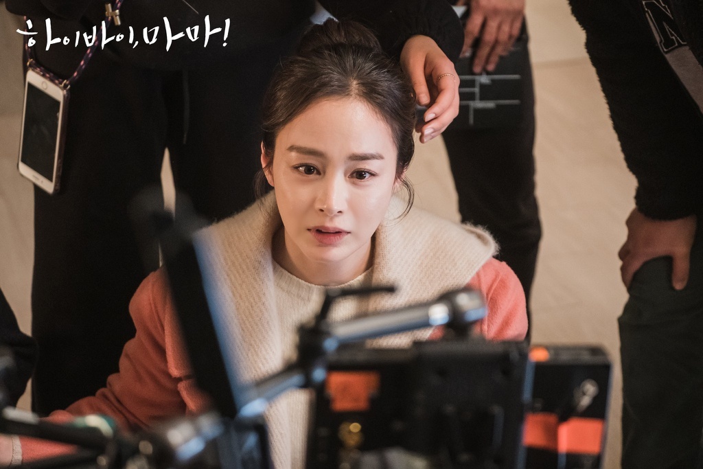 nhan sac kim tae hee anh 13