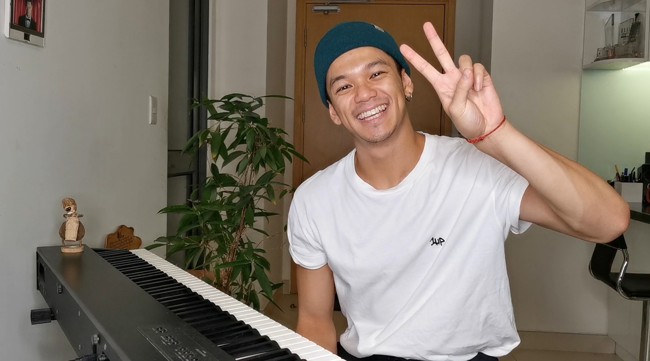 Trong Hieu: 'Toi dang nhin lai chinh minh' hinh anh