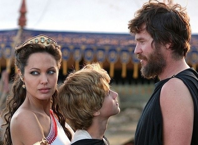 Ban trai cu tiet lo chuyen yeu Angelina Jolie hinh anh