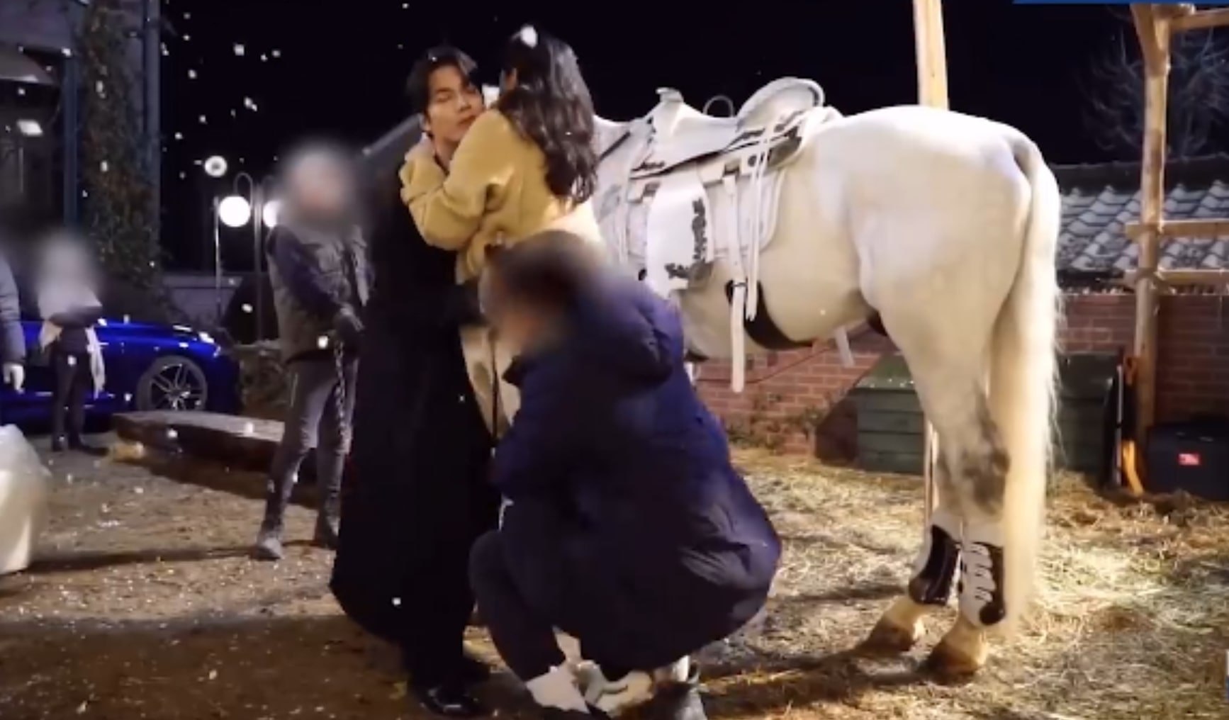 Lee Min Ho khong be noi my nhan o hau truong 'Quan vuong bat diet' hinh anh