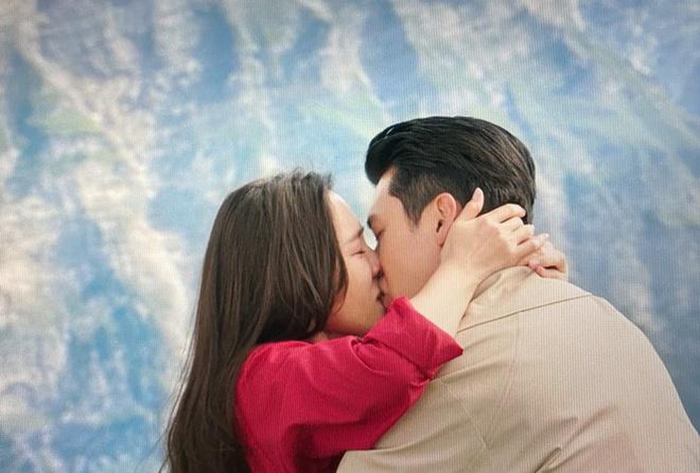 Khi nhung canh mui man tren phim khac xa thuc te hinh anh