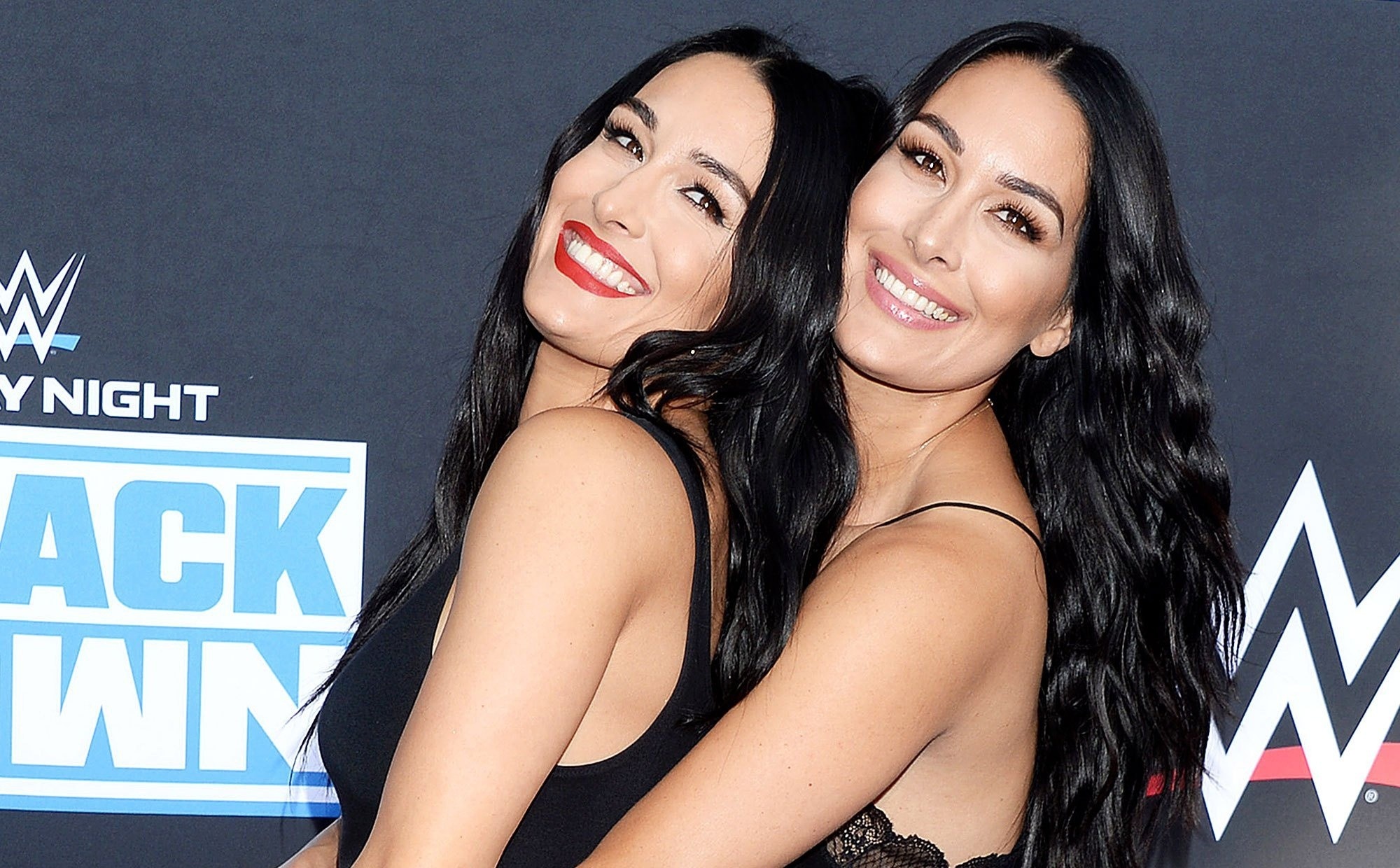 nikki bella hoi ky anh 1