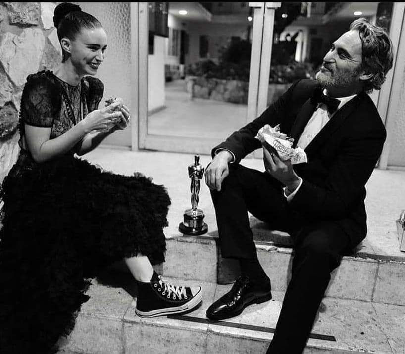Joaquin Phoenix hen ho rooney mara anh 3