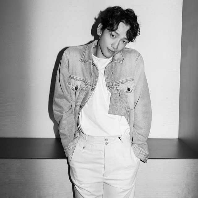 bi rain khoe mui bung anh 11