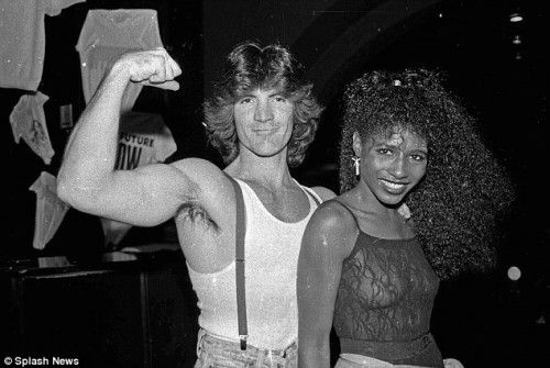 Simon Cowell la ai anh 2