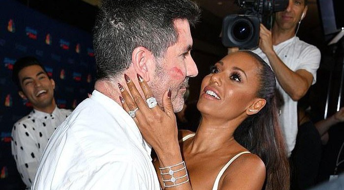 Simon Cowell - ong trum thich si nhuc thi sinh va scandal cuop vo ban hinh anh