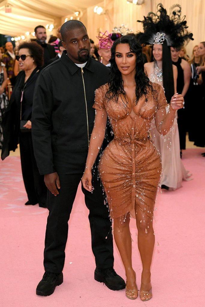 Kim Kardashian va Kanye west chia tay anh 7
