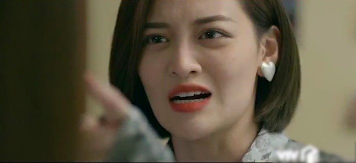 Anh xuc pham Linh trong 'Tinh yeu va tham vong' hinh anh