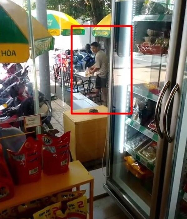 hoai lam ban ca phe anh 1