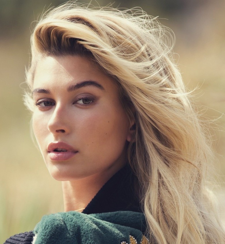 Hailey Bieber Bella Hadid anh 18