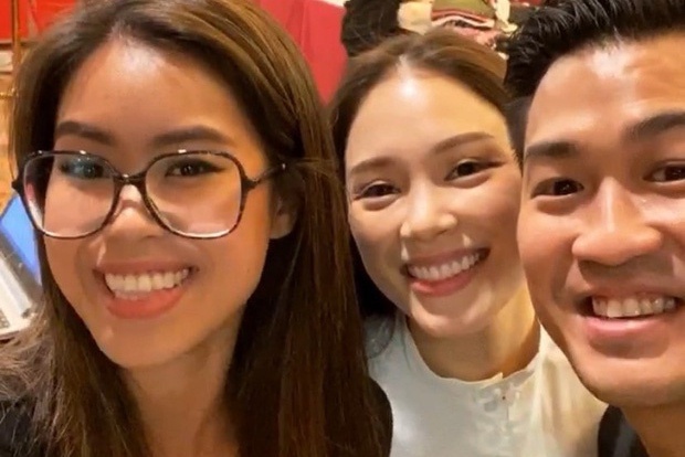 Linh Rin thuong dang anh tinh cam ben Phillip Nguyen sau ran nut hinh anh