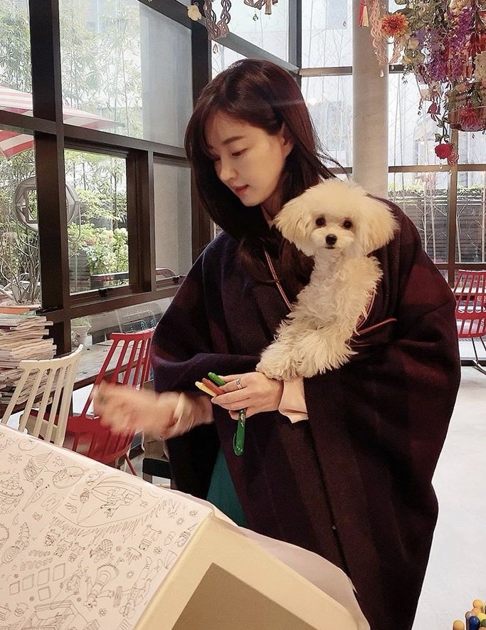 hoa hau kim sa rang anh 9