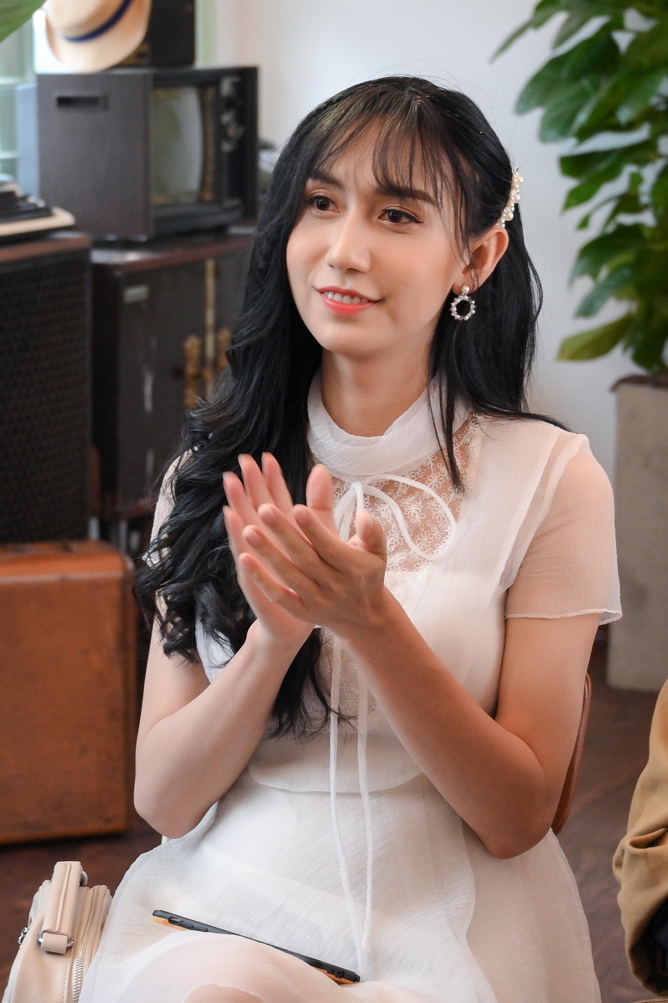 Thai Trinh cover anh 4