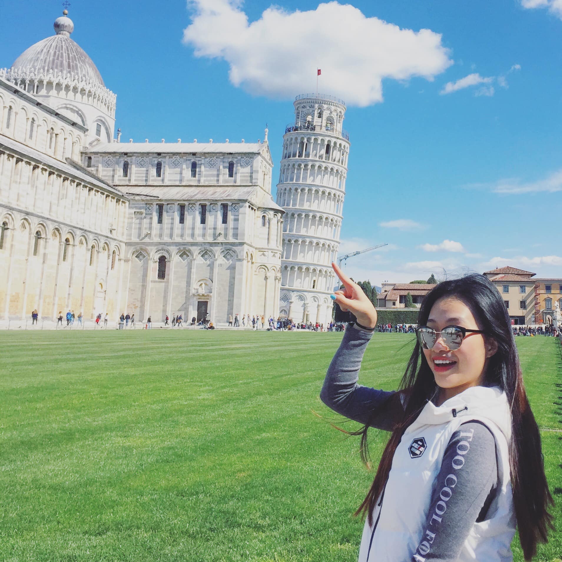 nha uyen khanh thi anh 12