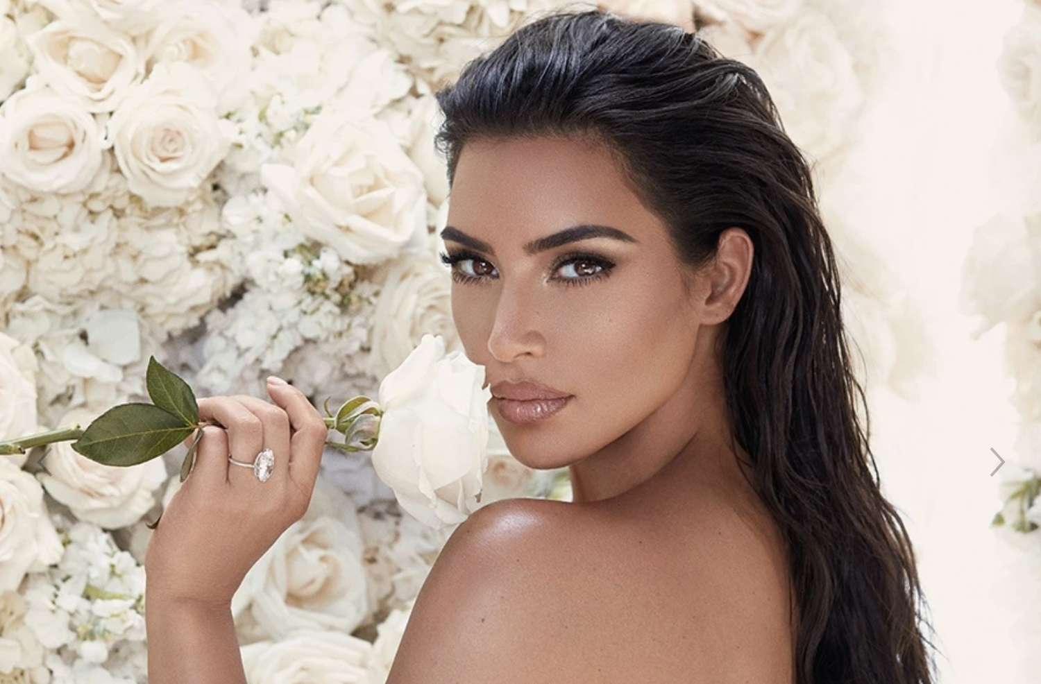 Kim Kardashian gay tranh cai khi tu nhan la ty phu hinh anh