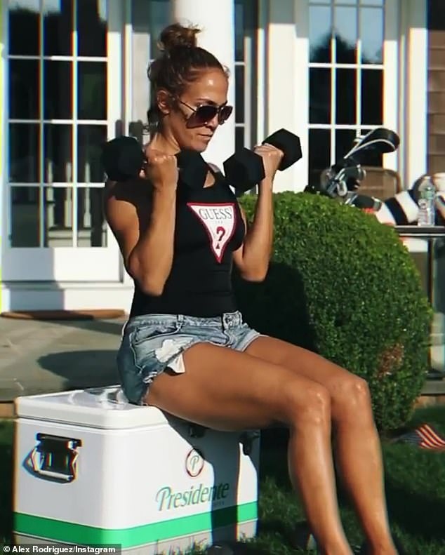 Jennifer Lopez bi chi trich anh 6