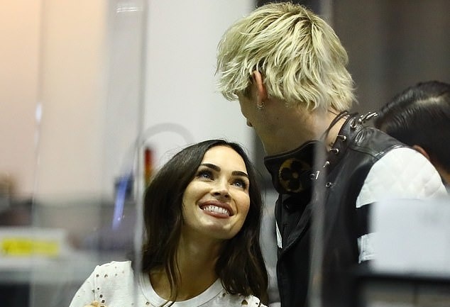 Megan Fox hanh phuc ben tinh tre hinh anh