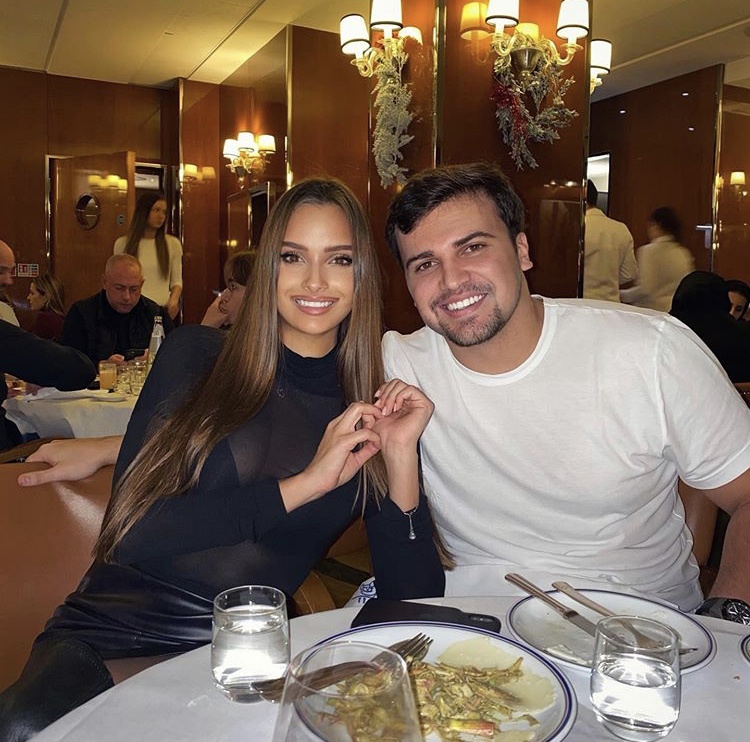 Karolina Sevastyanova la ai anh 19