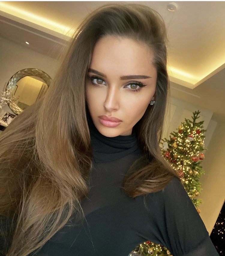 Karolina Sevastyanova la ai anh 9