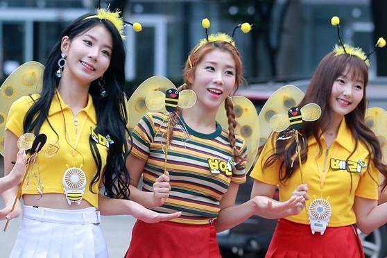 Cuu thanh vien nhom nhac Han tiet lo bi quay roi hinh anh