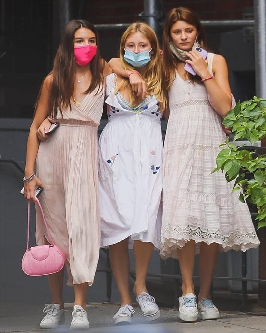 Katie Holmes va con gai anh 12