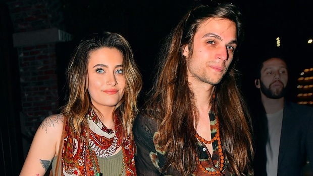 Con gai Michael Jackson chia tay ban trai hinh anh