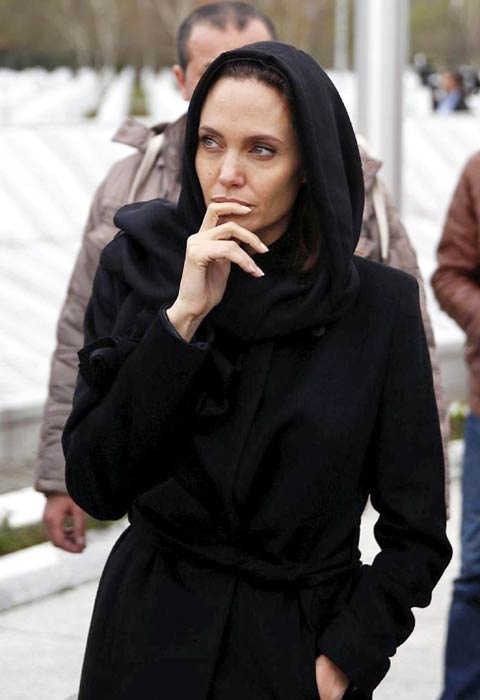 amber heard bi chi trich anh 2