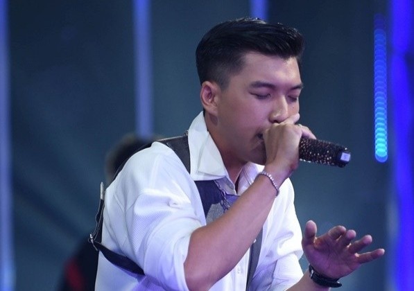 Hieuthuhai dan dau 'nhom dau tu than' o King of Rap hinh anh