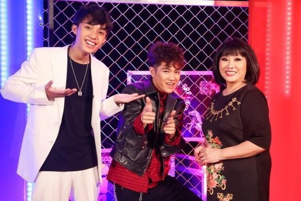 Thi sinh King of Rap gay xuc dong khi rap ve me hinh anh