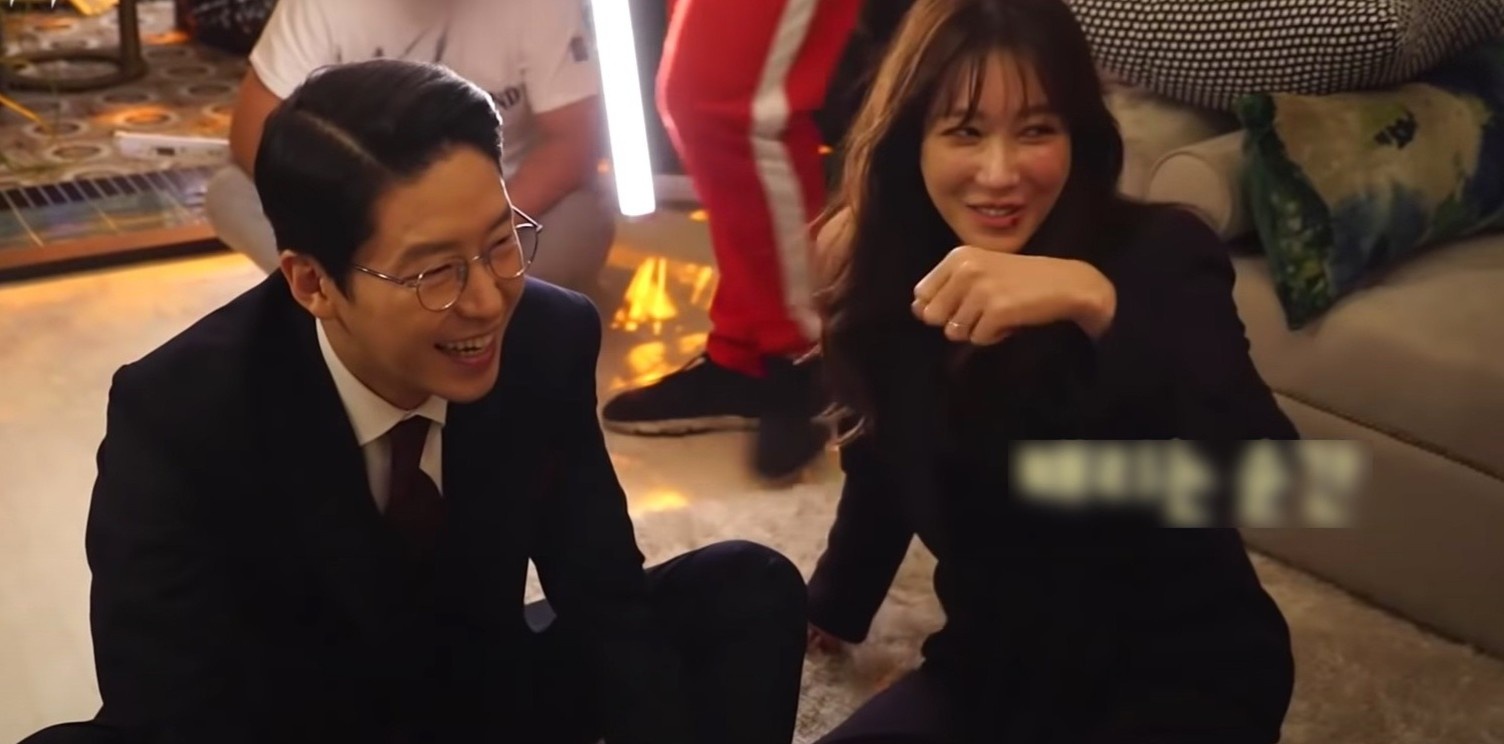 Hau truong vui nhon cua canh xo xat trong phim 'Penthouse' hinh anh