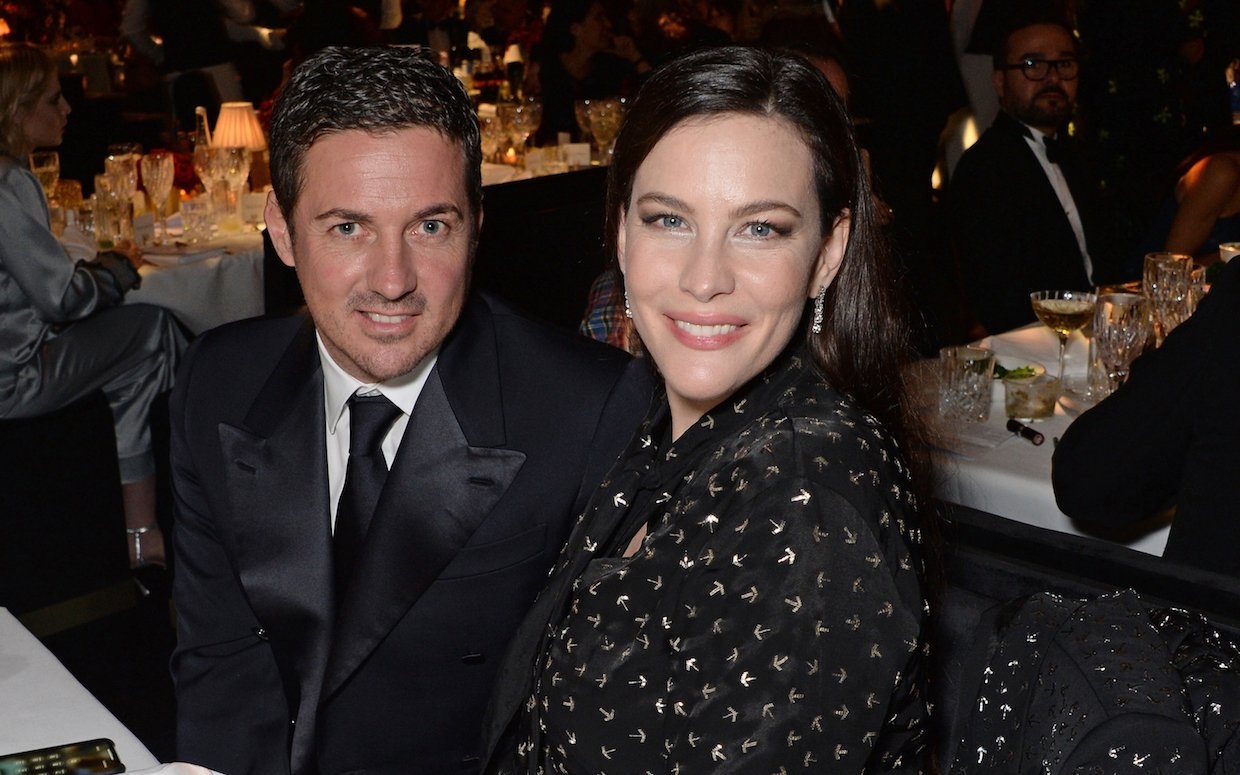 nghe si mac covid-19 anh 2