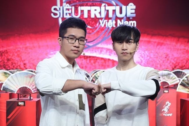 Man dau tu duy khong gian cua Tuan Phi va Duc Giang o Sieu tri tue hinh anh