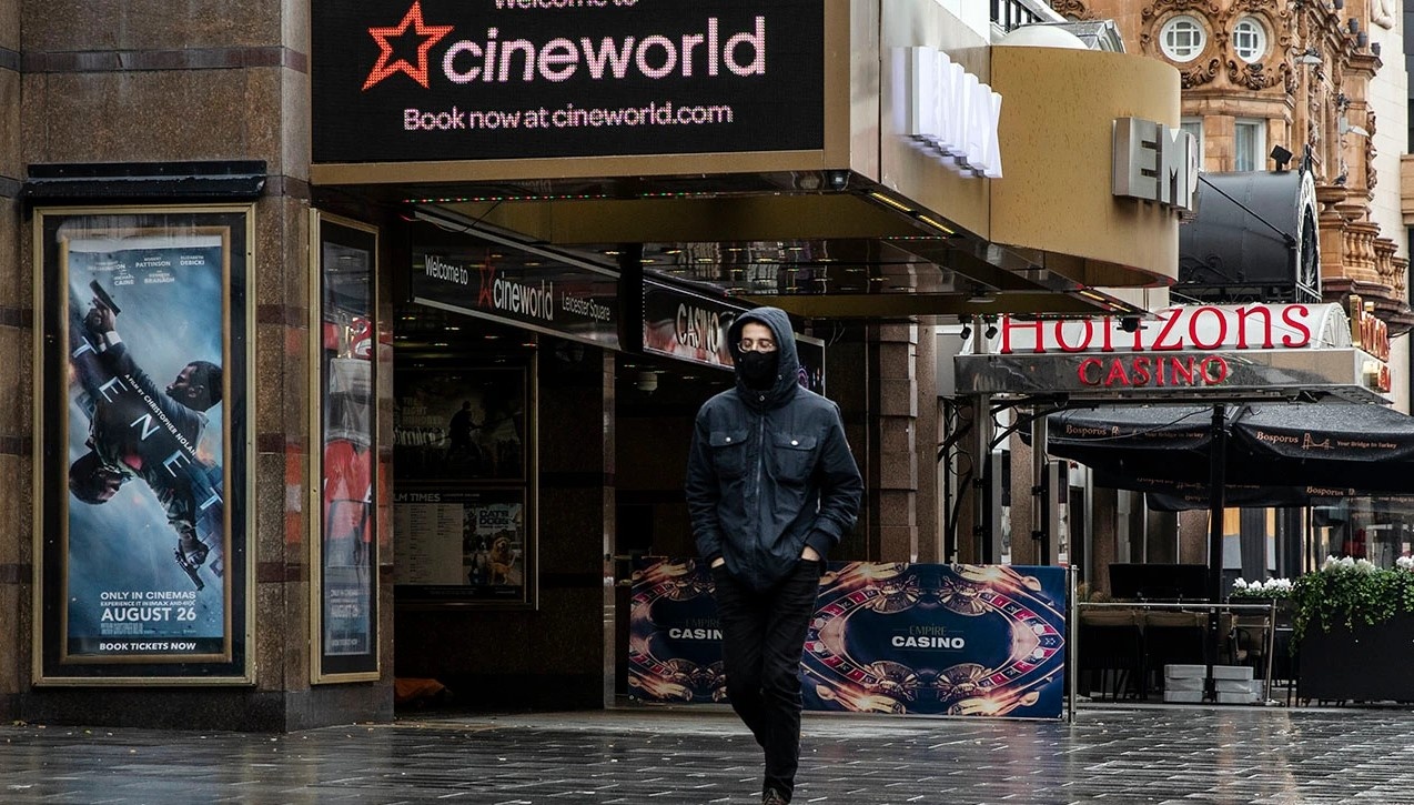 rap phim,  phim bom tan,  kinh doanh,  mo hinh,  dich vu,  nganh cong nghiep,  dien anh,  thay doi,  hoi phuc,  covid-19,  Netflix,  streaming anh 2