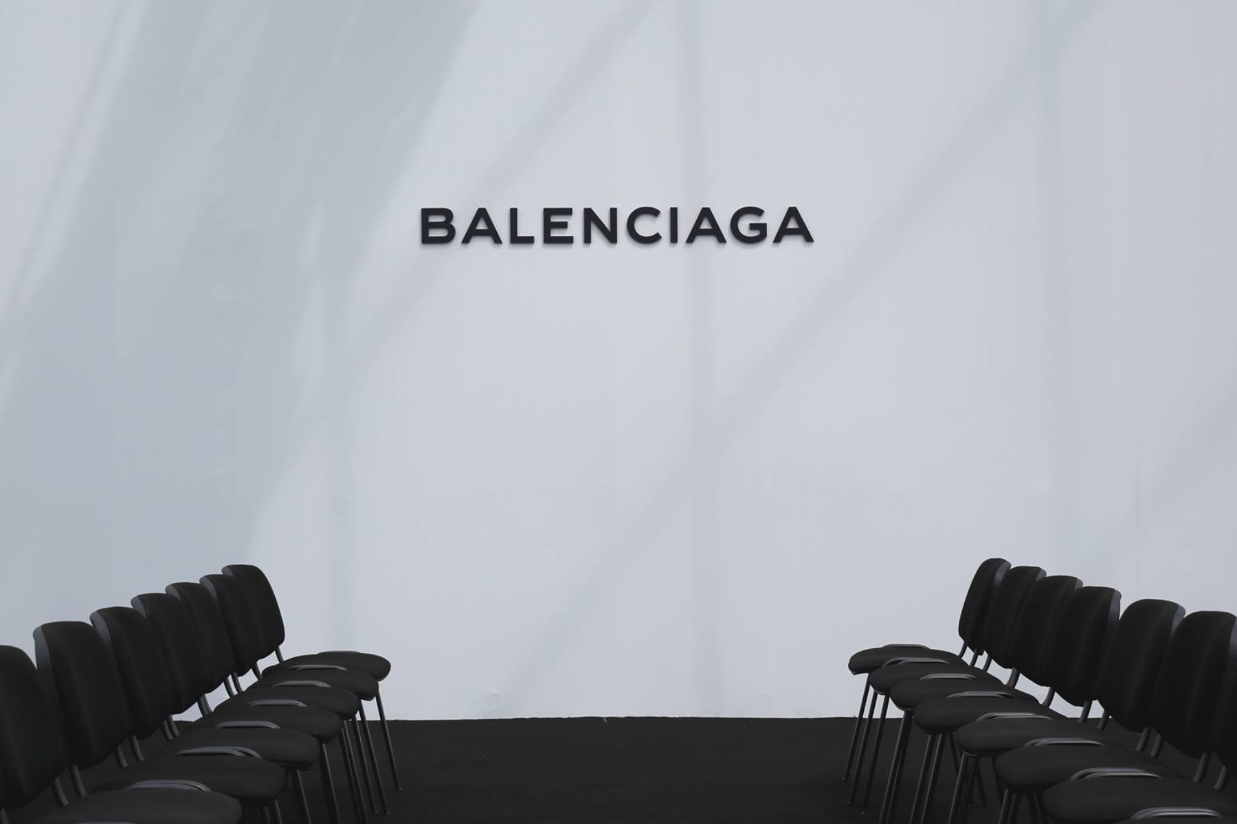 Thuong hieu lon dau tien xoa tai khoan Twitter hinh anh