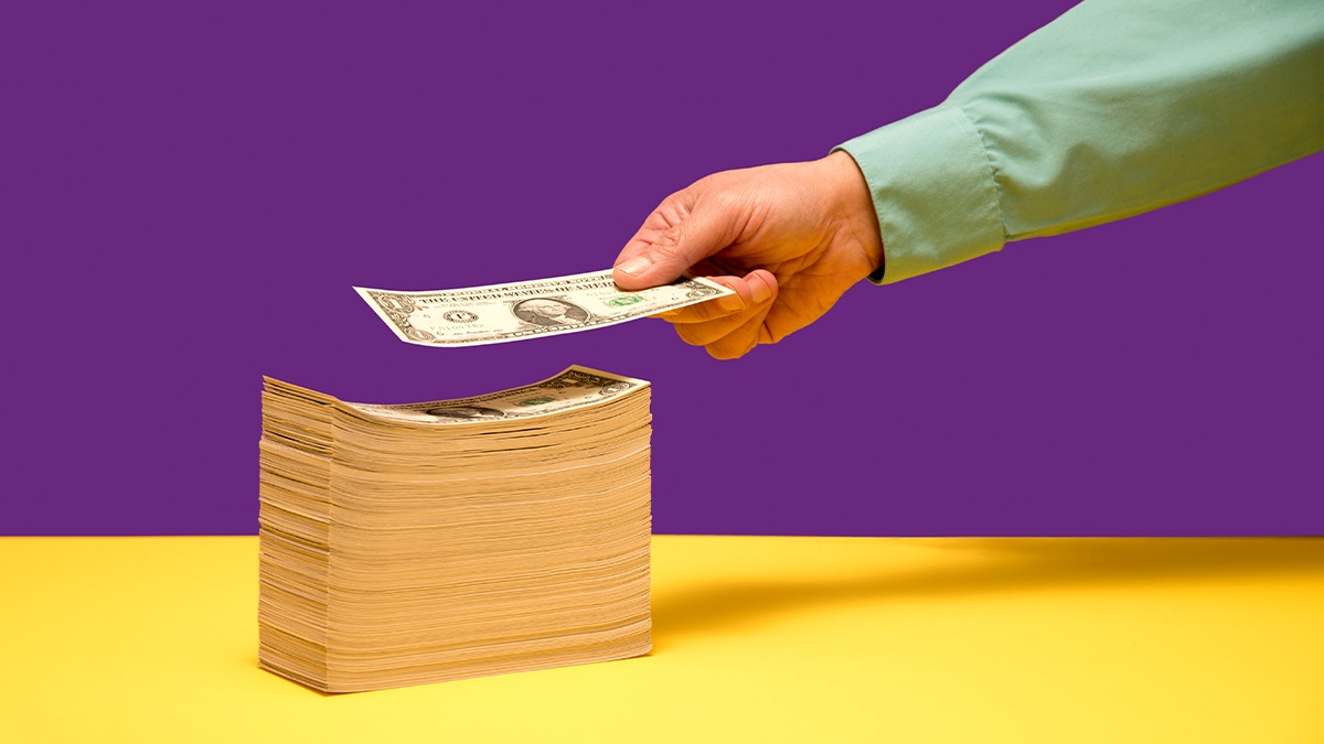 Lan song cac nha ban le thanh lap quy dau tu mao hiem hinh anh