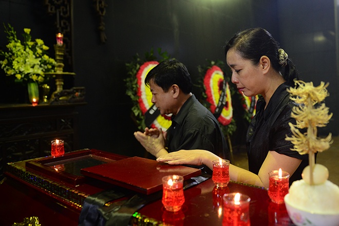 Sao Viet bui ngui tien dua NSND Trinh Thinh hinh anh