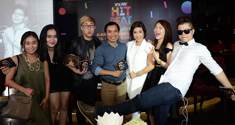 My Linh bo qua loi canh khoe cho Vu Hanh Nguyen hinh anh