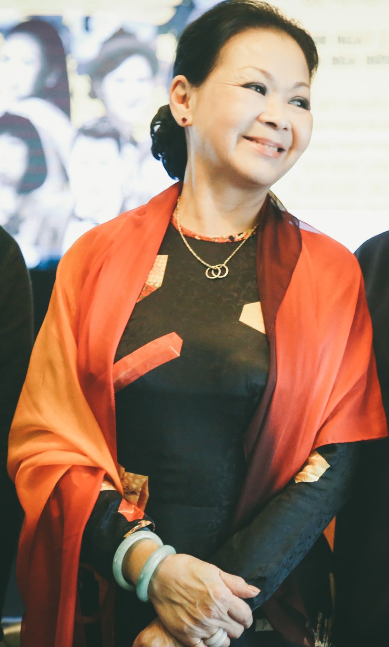 Khanh Ly coi Trinh Con Son nhu cha anh 2