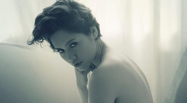 'Cam hoa hau Viet chup nude la xam pham quyen ca nhan' hinh anh