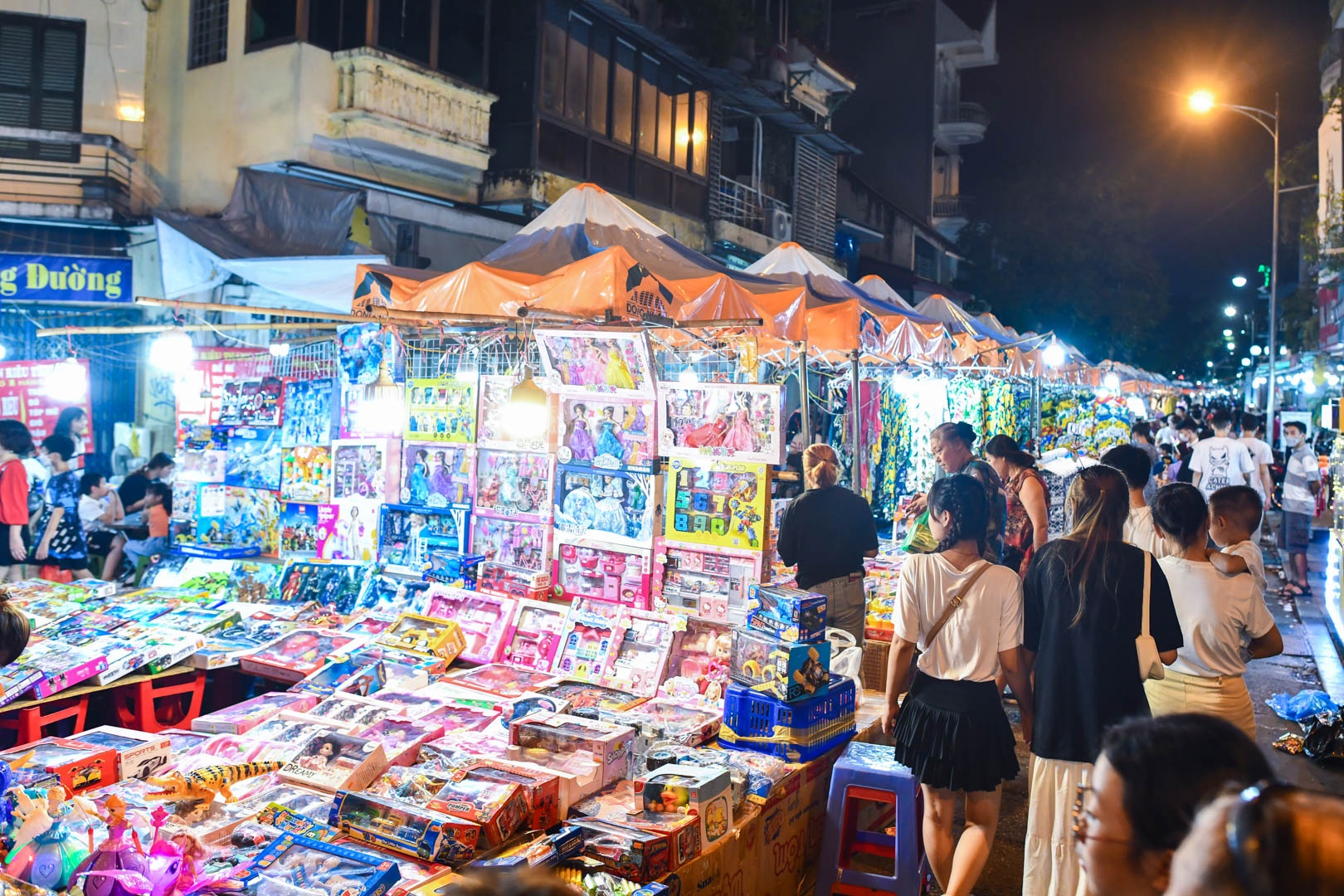 Di choi Trung thu anh 5